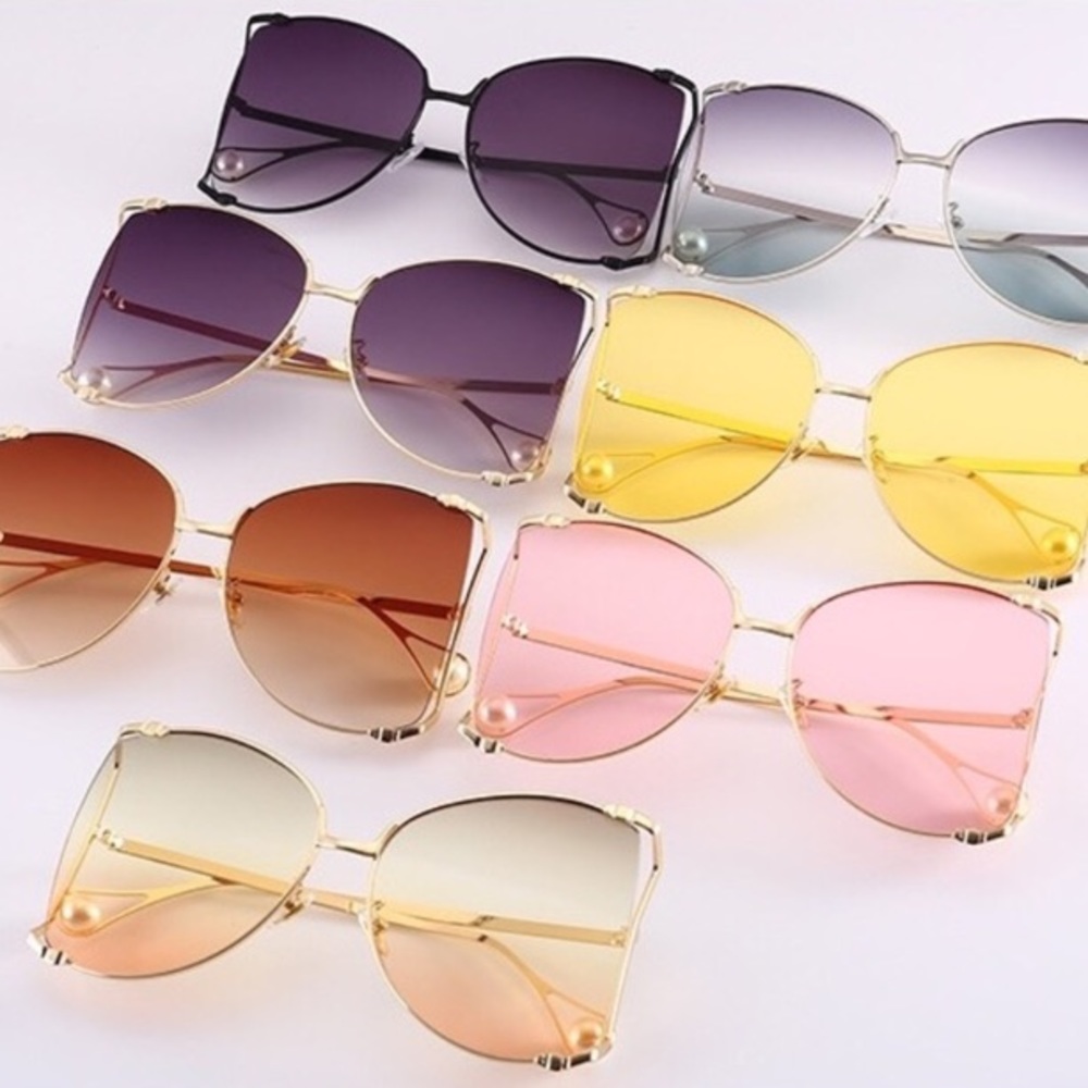2 for $30 Oversized Butterfly Pearl Sunglasses - Picture 7 of 8